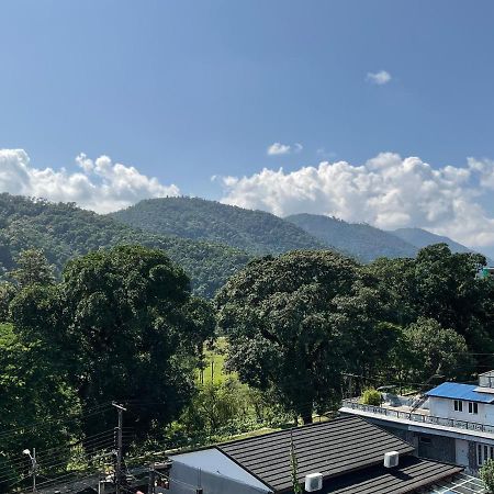 Trekkers Lodge Pokhara Eksteriør billede