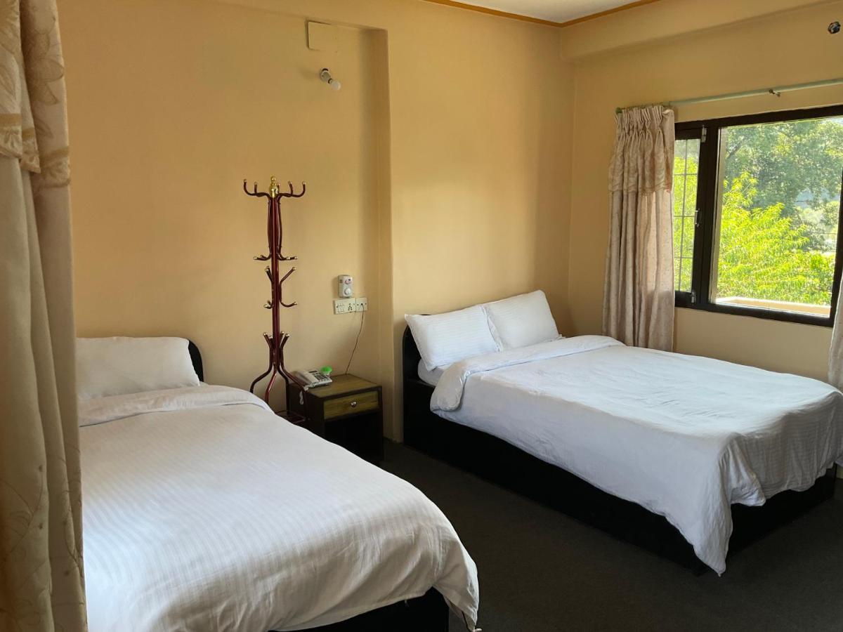 Trekkers Lodge Pokhara Eksteriør billede