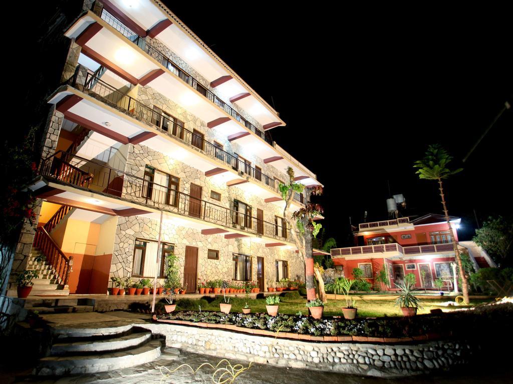 Trekkers Lodge Pokhara Eksteriør billede