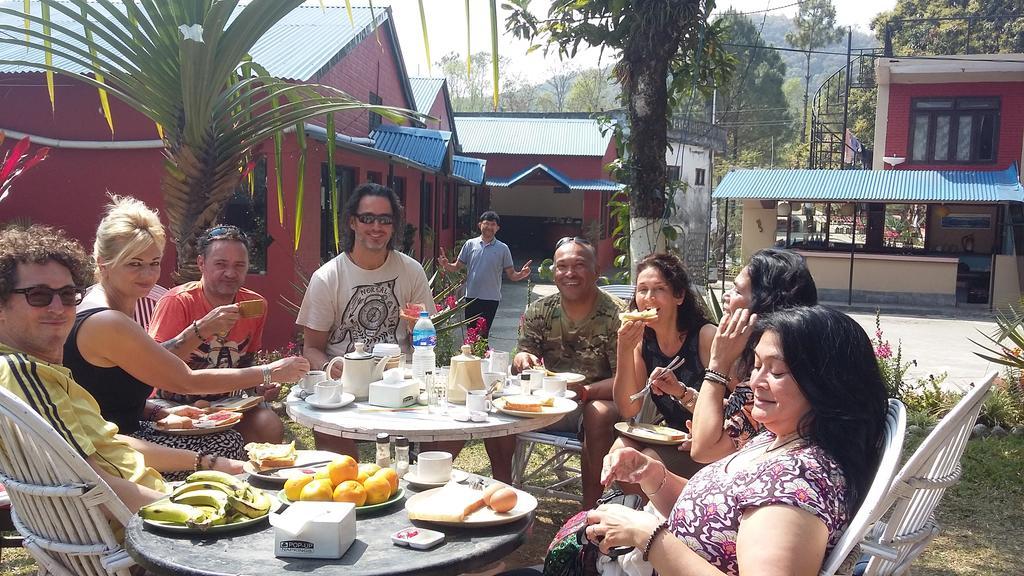 Trekkers Lodge Pokhara Eksteriør billede