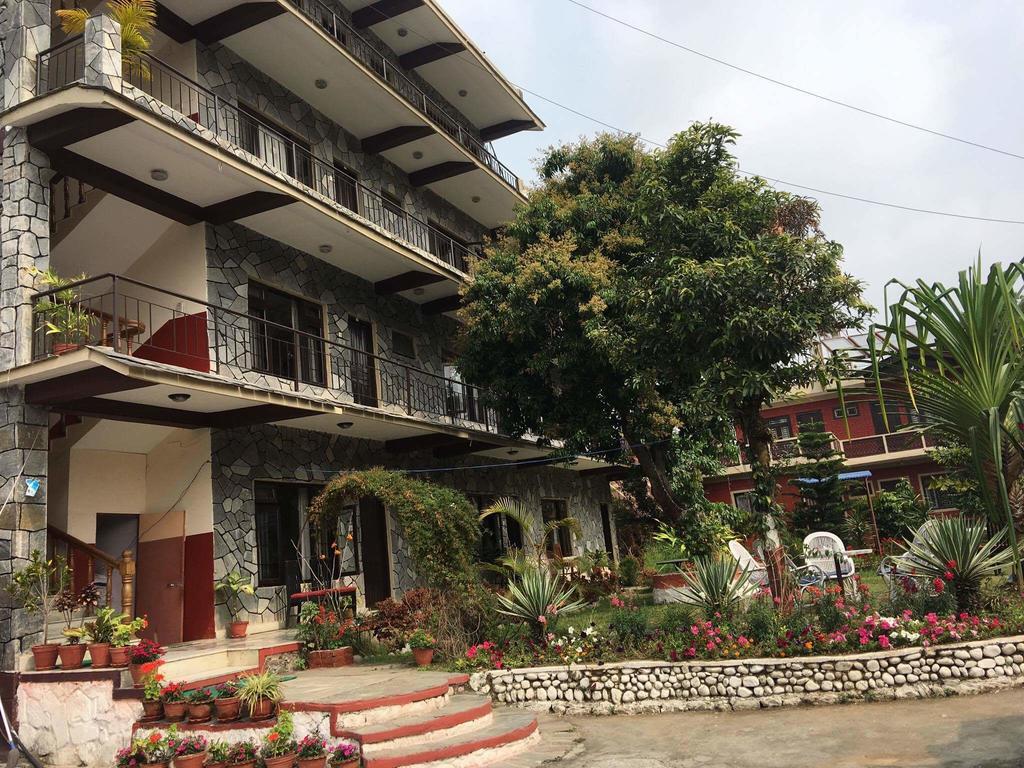 Trekkers Lodge Pokhara Eksteriør billede