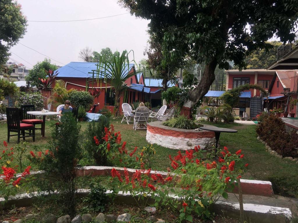 Trekkers Lodge Pokhara Eksteriør billede