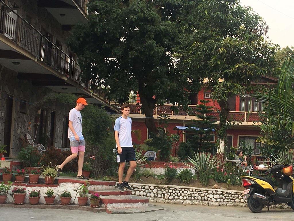 Trekkers Lodge Pokhara Eksteriør billede