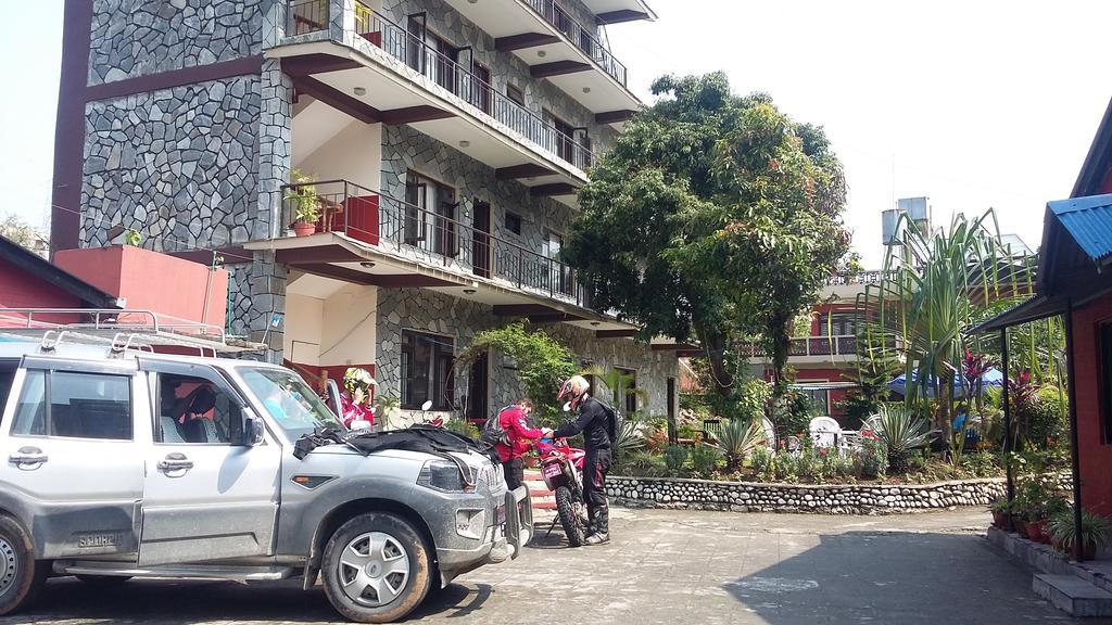 Trekkers Lodge Pokhara Eksteriør billede