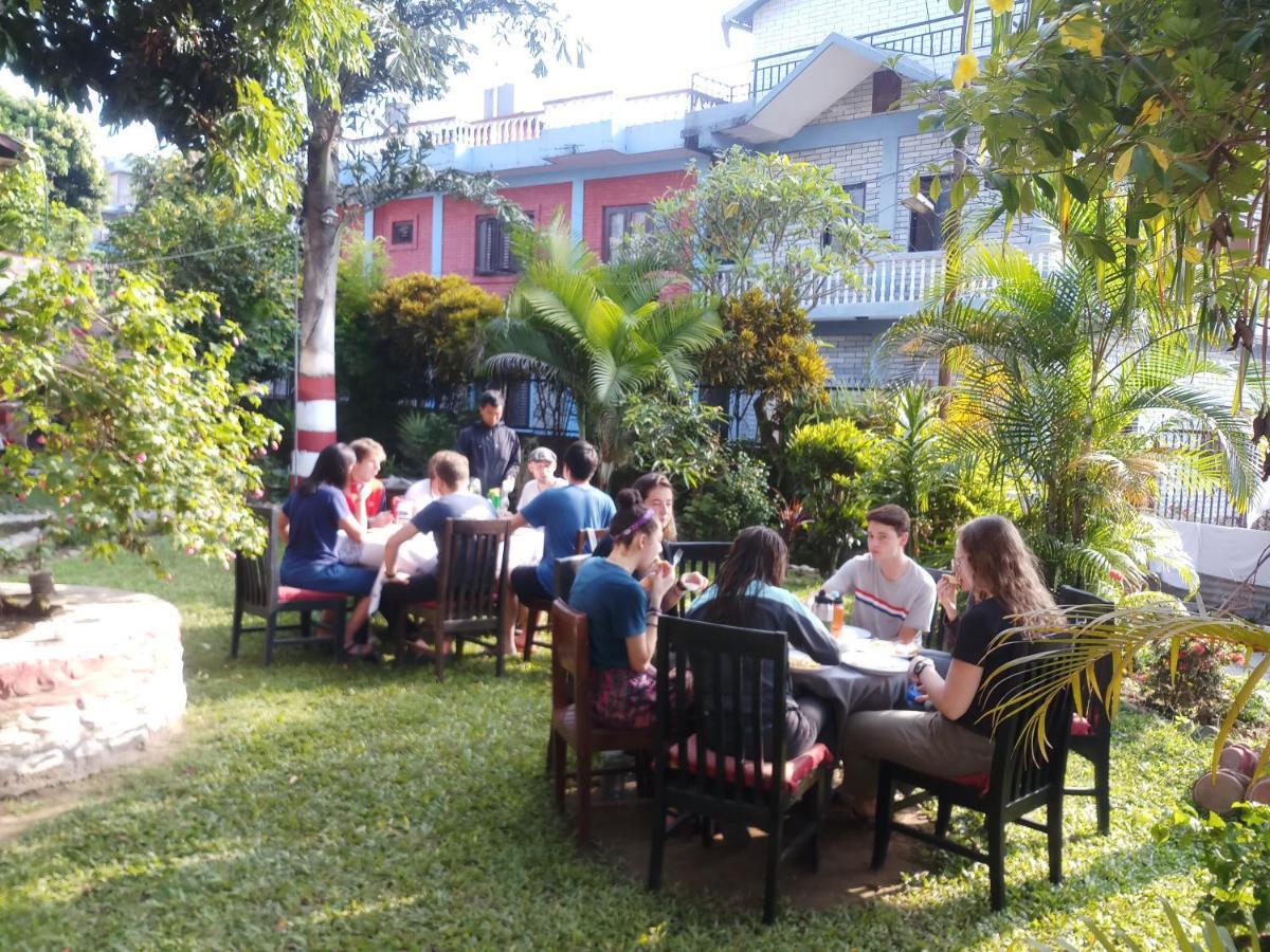 Trekkers Lodge Pokhara Eksteriør billede